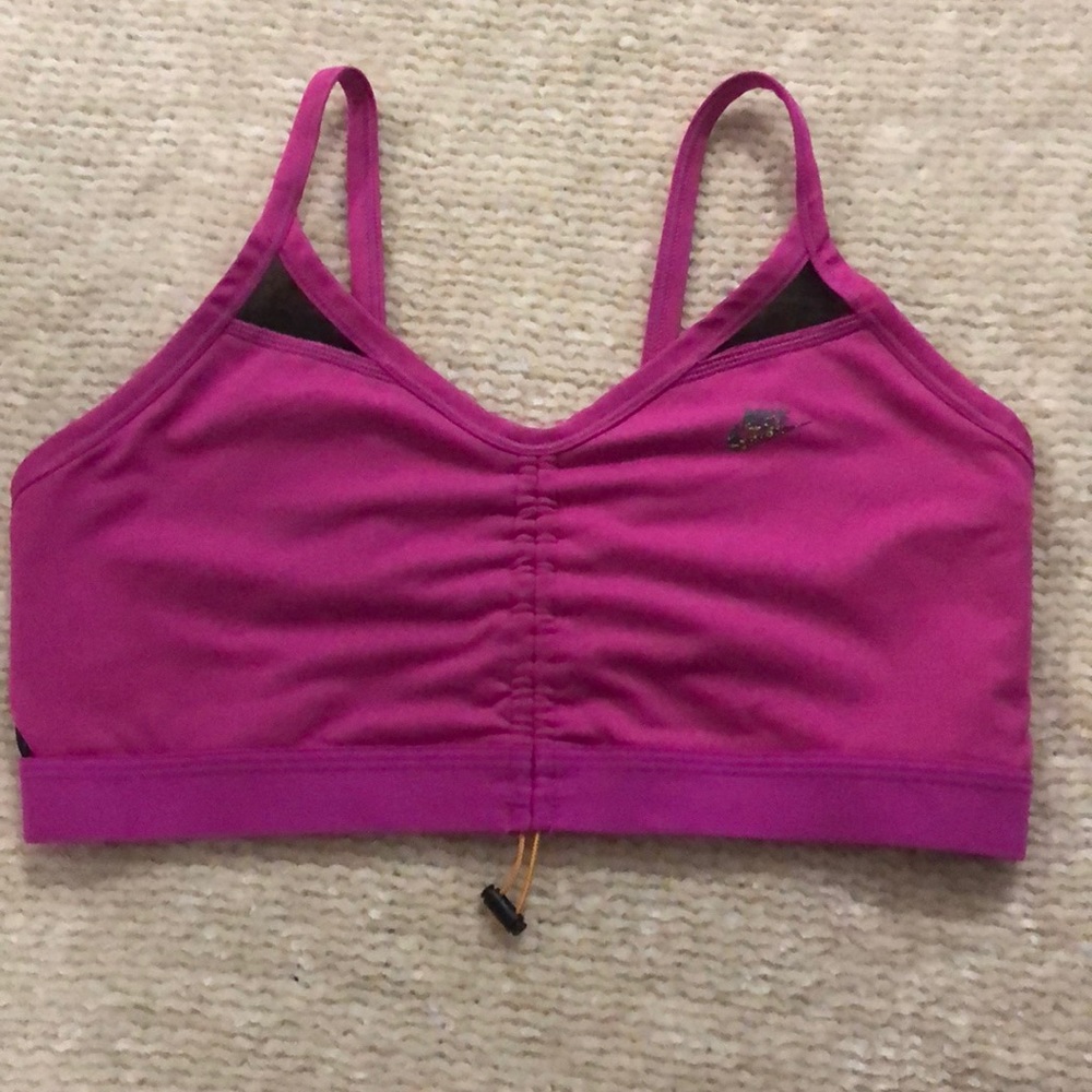 Nike adjustable cinched sports bra